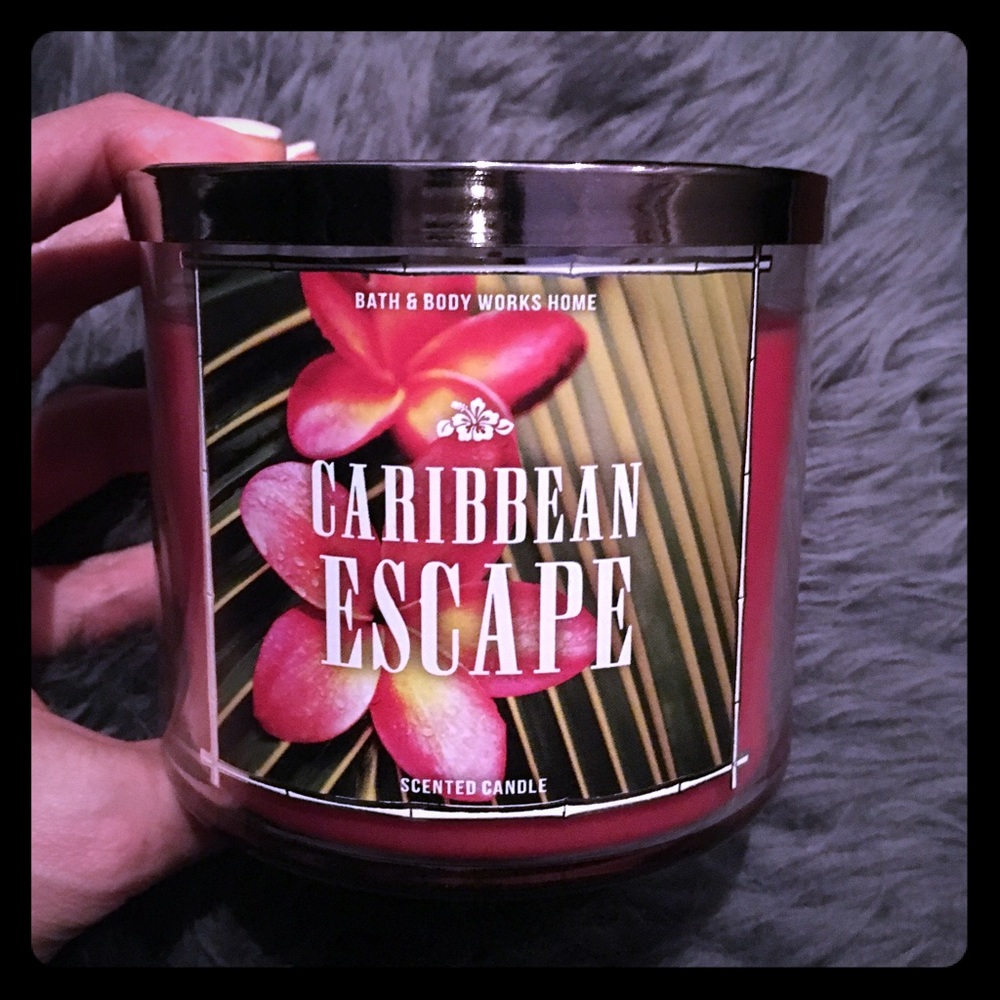 NEW! Bath & Body Works Caribbean Escape Candle